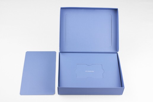 Коробка из мелованного картона, по заказу BIONIQ